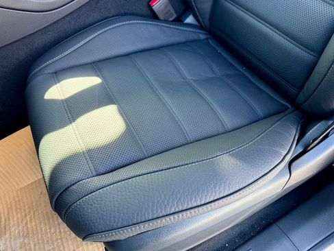 Used 2025 Mercedes-Benz GLE 580 4MATIC image 10