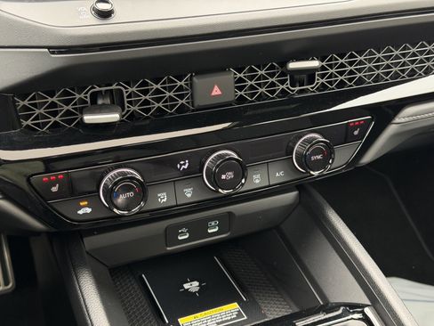 Used 2025 Honda Accord Sport image 25