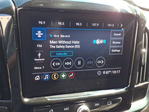 Used 2020 Chevrolet Traverse LT FWD image 21