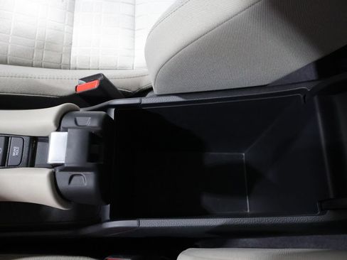 Used 2024 Honda HR-V LX image 31