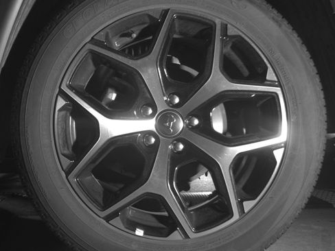 Used 2025 Jeep Compass Limited image 14