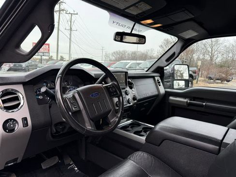 Used 2014 Ford F250 Lariat w/ Chrome Package image 30