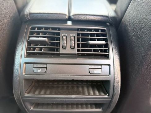 Used 2013 BMW 528i xDrive Sedan AWD/4WD image 26