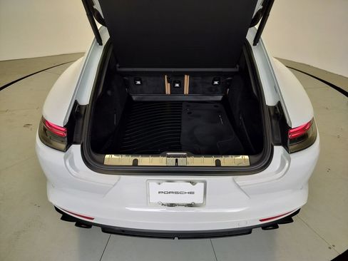 Certified 2023 Porsche Panamera 4 Platinum Edition AWD/4WD image 26