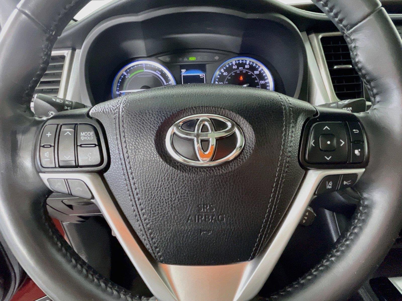 Used 2019 Toyota Highlander Limited Platinum AWD/4WD image 13