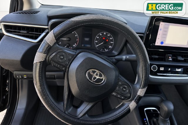 Used 2024 Toyota Corolla LE FWD image 11