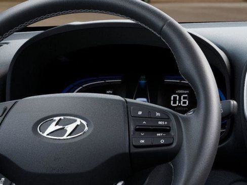 New 2026 Hyundai Venue SEL FWD image 14