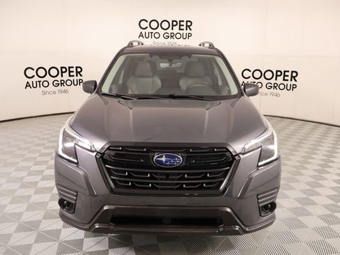 Used 2024 Subaru Forester AWD/4WD image 8