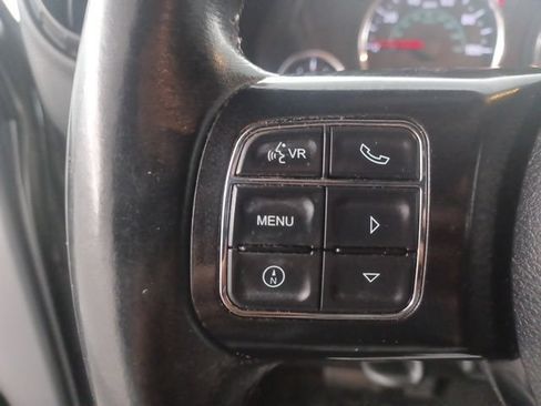 Used 2017 Jeep Wrangler Unlimited Sahara AWD/4WD image 16