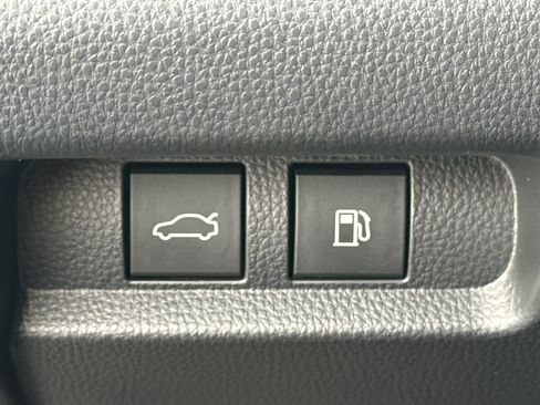Certified 2026 Toyota Crown AWD/4WD image 23