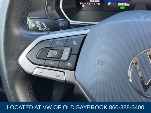 Certified 2024 Volkswagen Jetta SE FWD image 35