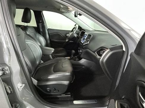 Used 2020 Jeep Cherokee Limited AWD/4WD image 31
