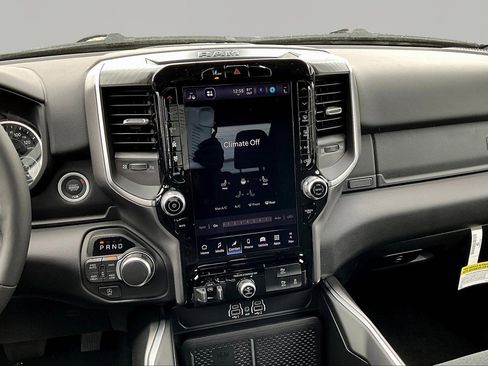 New 2026 RAM 1500 Big Horn AWD/4WD image 11