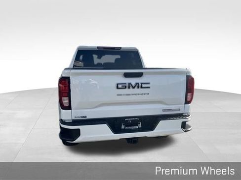 Used 2024 GMC Sierra 1500 Elevation w/ LPO, Elevation Black Package AWD/4WD image 11