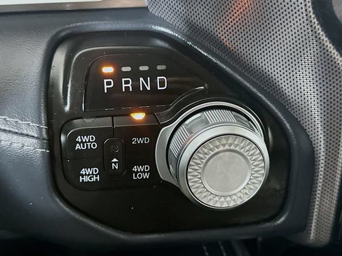Used 2022 RAM 1500 Limited AWD/4WD image 16