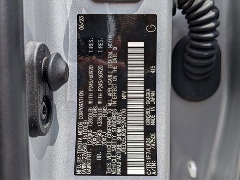Used 2023 Toyota 4Runner Limited RWD image 20