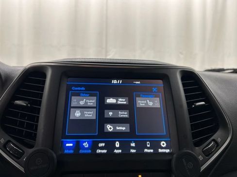 Used 2023 Jeep Cherokee Altitude Lux AWD/4WD image 14