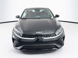 Used 2024 Kia Forte LXS video 3