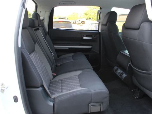 Used 2018 Toyota Tundra SR5 w/ TRD Off Road Package image 24