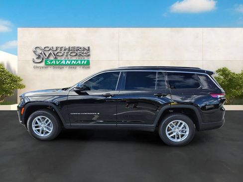 Used 2024 Jeep Grand Cherokee L Laredo w/ Luxury Tech Group I RWD image 2