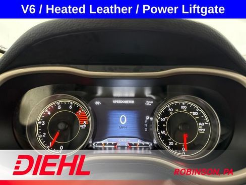 Used 2018 Jeep Cherokee Limited AWD/4WD image 28
