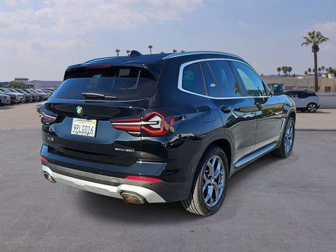 Used 2024 BMW X3 sDrive30i w/ Premium Package image 5