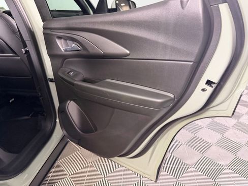 Used 2024 Chevrolet TrailBlazer ACTIV w/ Convenience Package image 32
