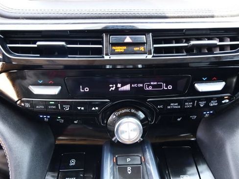 Used 2022 Acura MDX SH-AWD w/ Advance Package image 22