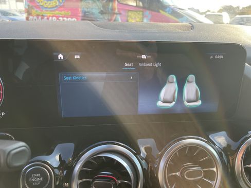 Certified 2025 Mercedes-Benz GLA 250 image 24