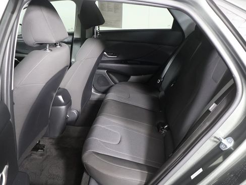 Used 2026 Hyundai Elantra SE w/ Cargo Package FWD image 27