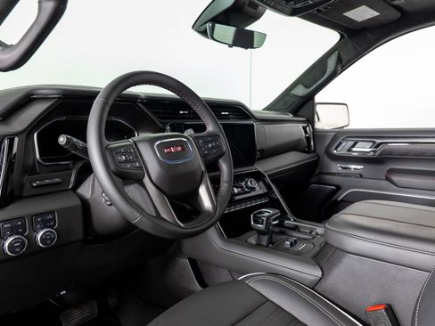 Used 2025 GMC Sierra 1500 AT4X AWD/4WD image 13