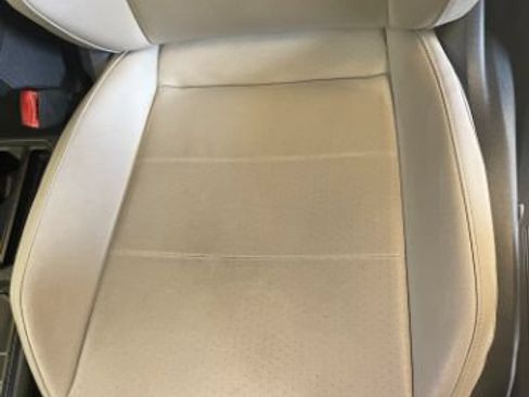 Used 2020 Volkswagen Tiguan SEL FWD image 9