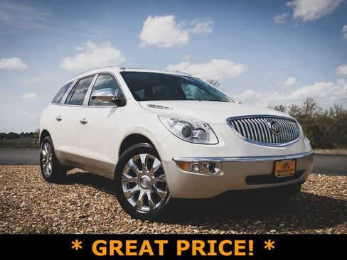 Used 2011 Buick Enclave CXL image 1
