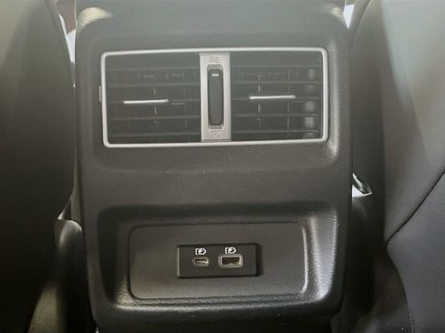 Used 2023 Nissan Maxima SR w/ Sport Mat Group FWD image 26
