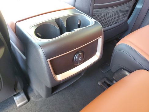 New 2026 Kia Carnival EX FWD image 12