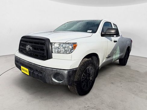 Used 2011 Toyota Tundra 4x4 Double Cab w/ Tow Pkg image 1
