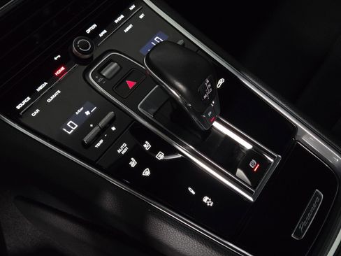 Used 2023 Porsche Panamera Platinum Edition w/ Sport Chrono Package image 33