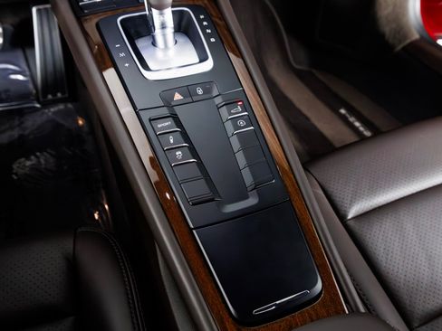 Used 2019 Porsche 911 Carrera image 20