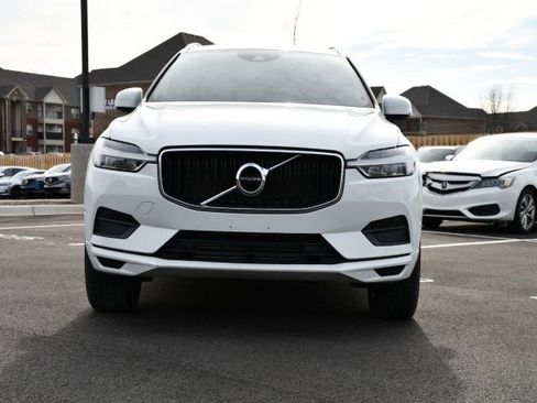 Used 2019 Volvo XC60 T6 Momentum w/ Multimedia Package image 2