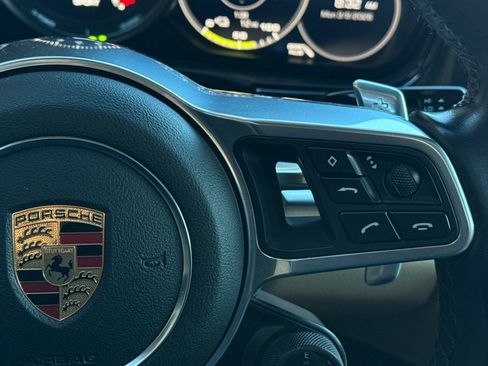 Used 2018 Porsche Panamera 4 image 29