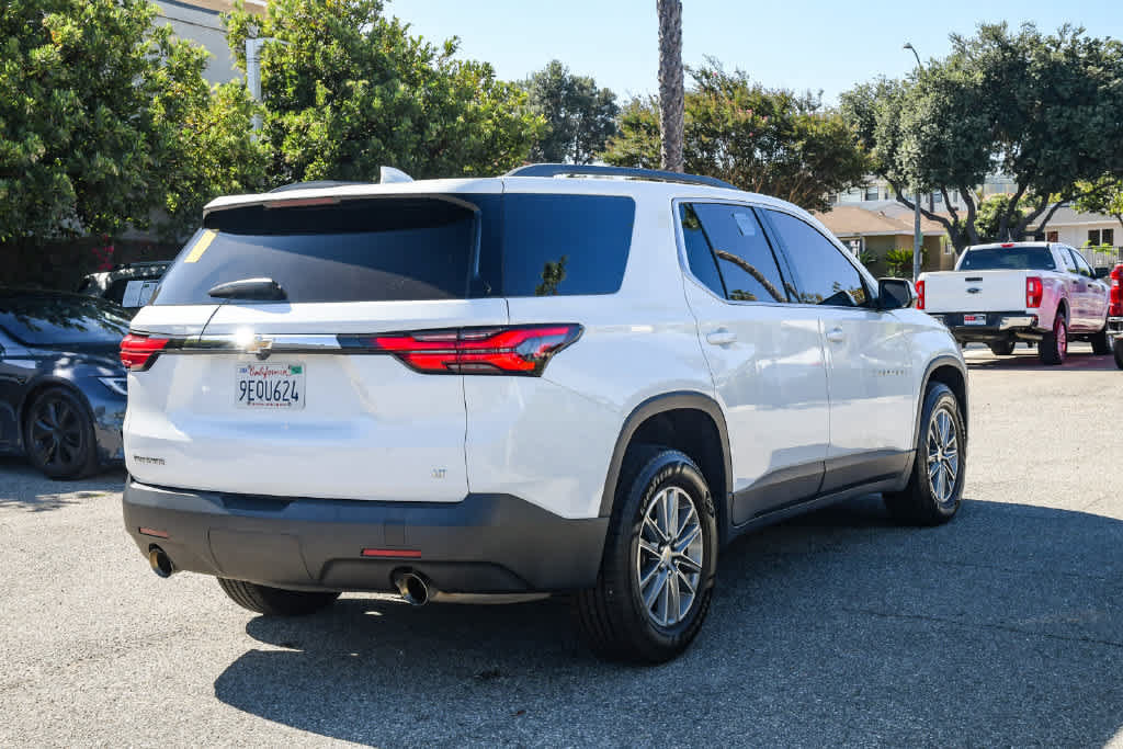 Used 2023 Chevrolet Traverse LT FWD image 9