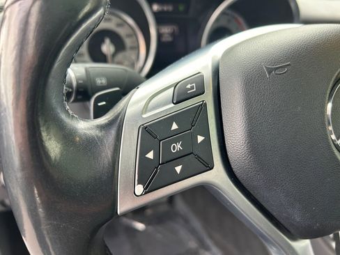 Used 2016 Mercedes-Benz SLK 350 image 16