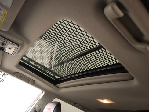 Used 2018 Toyota 4Runner TRD Off-Road Premium image 15