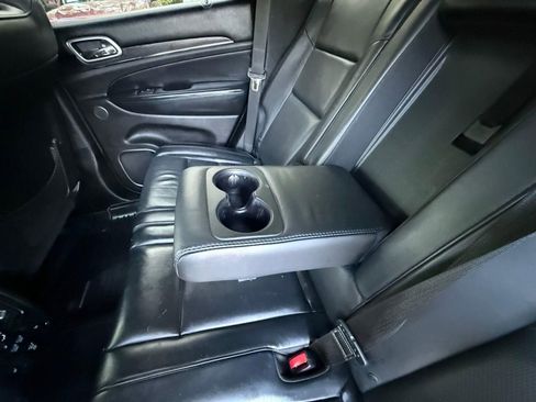 Used 2018 Jeep Grand Cherokee High Altitude RWD image 37