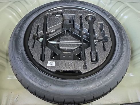 Used 2024 Kia Soul LX w/ Option Group 015 image 35