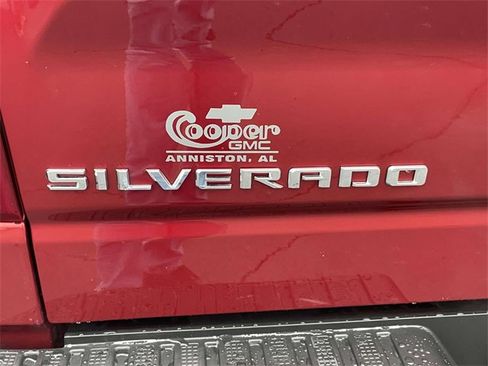 Used 2019 Chevrolet Silverado 1500 RST image 10