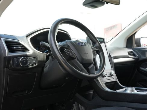 Used 2021 Ford Edge SE FWD image 14