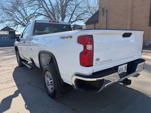 Used 2025 Chevrolet Silverado 2500 W/T w/ WT Convenience Package image 10