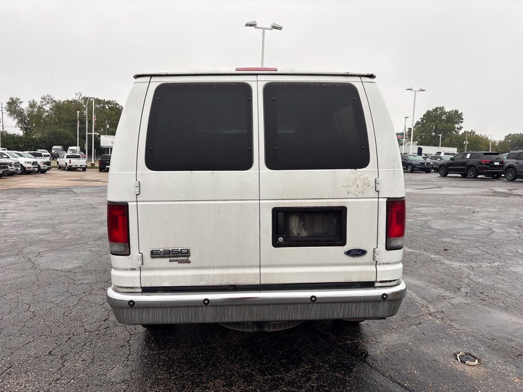 Used 2008 Ford E-350 and Econoline 350 XLT RWD image 6