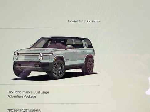 Used 2026 Rivian R1S Adventure image 11